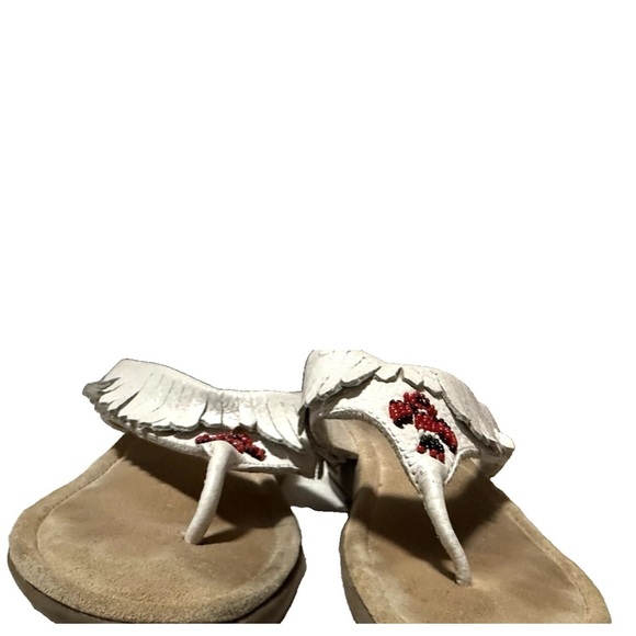 Minnetonka Beaded Thunderbird Fringe Sandals White Leather Thong Flip Flop Sz 8 - Picture 11 of 11